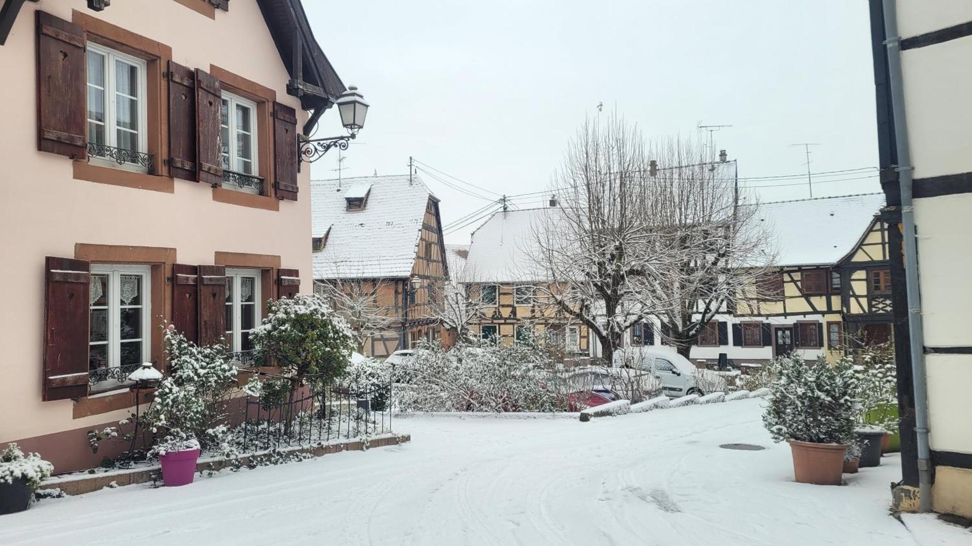 Chambres D'Hotes Du Marche Aux Grains Bouxwiller  Экстерьер фото